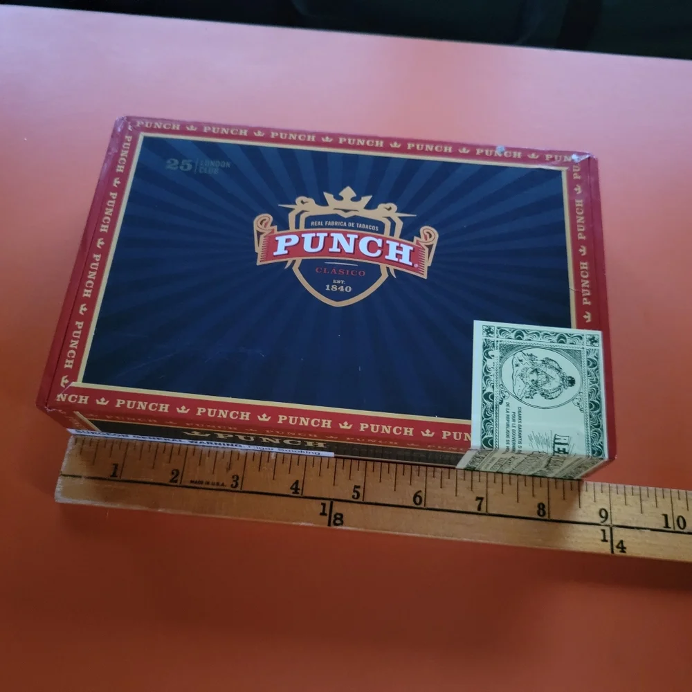 Empty Cigar Box - Picture 10 of 12